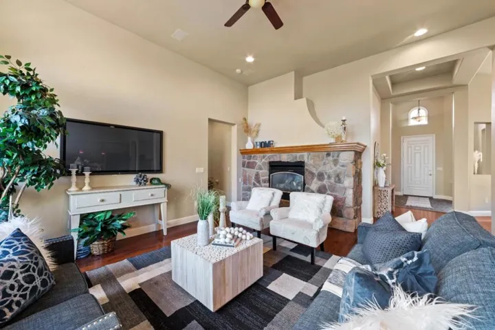 6035 Southerness Drive, El Dorado Hills, California 95762