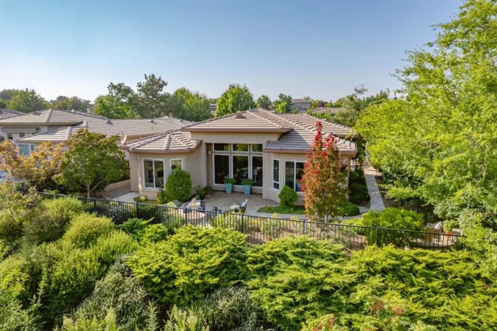 6035 Southerness Drive, El Dorado Hills, California 95762
