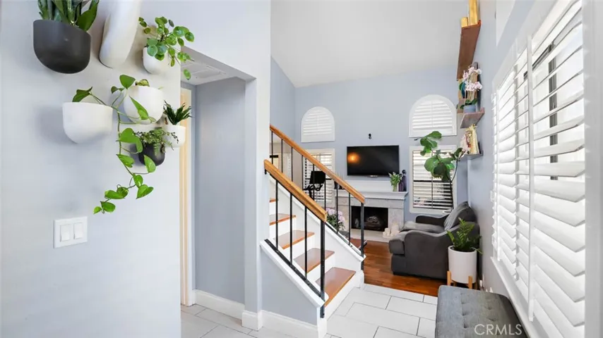 26121 Las Flores B, Mission Viejo, California 92691