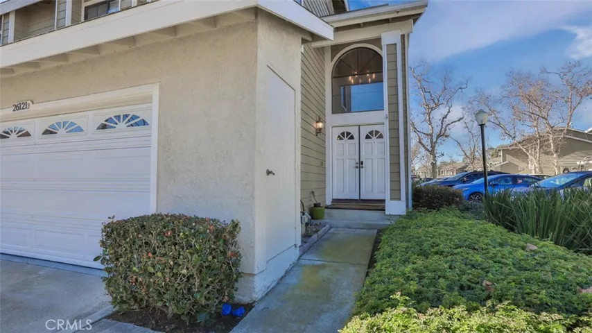 26121 Las Flores B, Mission Viejo, California 92691
