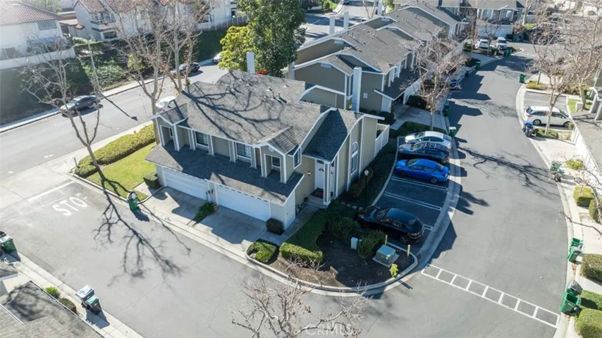 26121 Las Flores B, Mission Viejo, California 92691