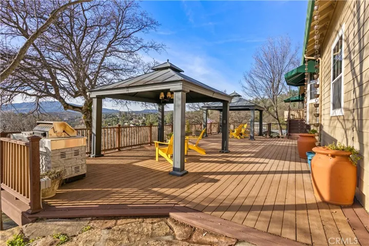 BBQ Deck with a view
