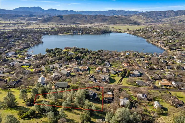 18790 Oak Grove Road, Hidden Valley Lake, California 95467