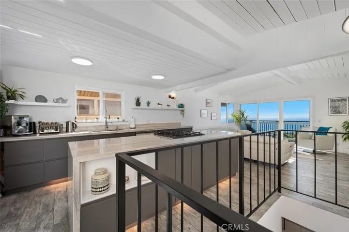 883 Santa Ana Street, Laguna Beach, California 92651