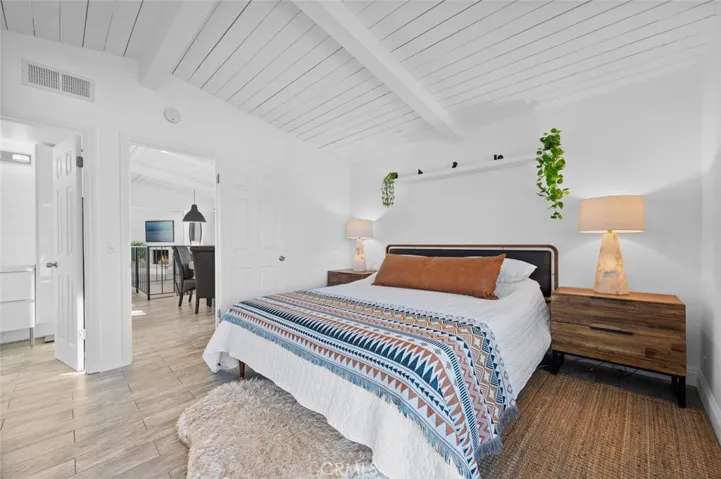883 Santa Ana Street, Laguna Beach, California 92651
