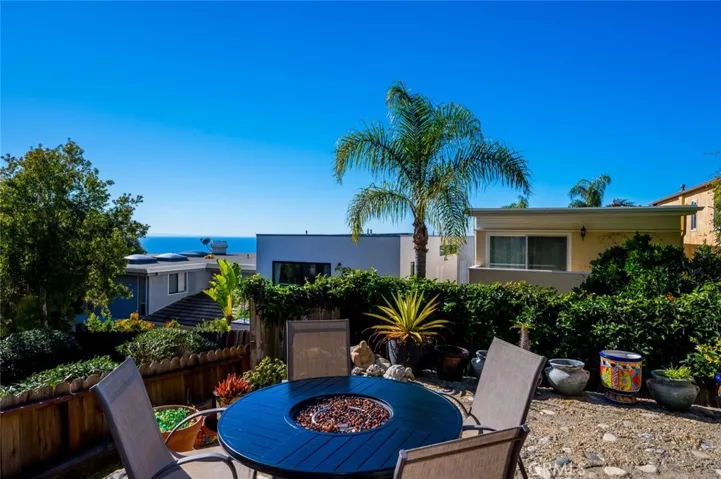 883 Santa Ana Street, Laguna Beach, California 92651