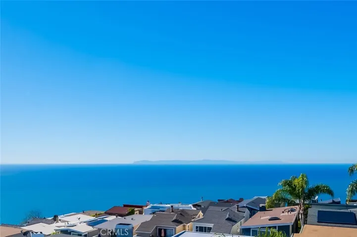 883 Santa Ana Street, Laguna Beach, California 92651