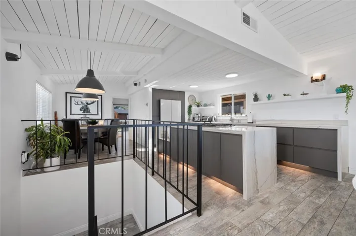 883 Santa Ana Street, Laguna Beach, California 92651