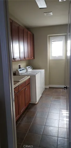 16602 Jasmine Street, Victorville, California 92395