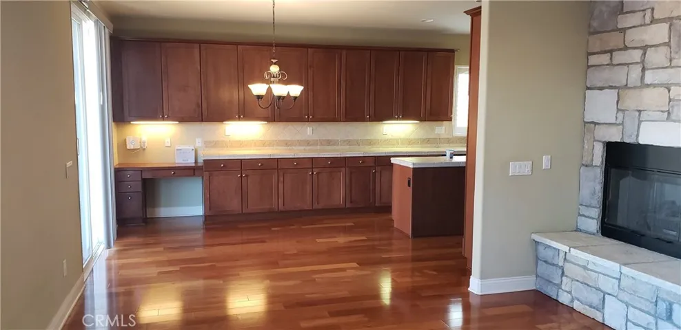 16602 Jasmine Street, Victorville, California 92395