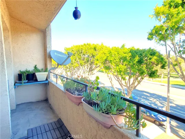 26151 Vermont Avenue 307a, Harbor City, California 90710