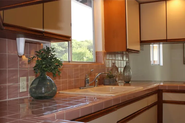 582 Newton Street, Monterey, California 93940