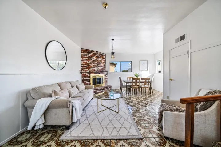 582 Newton Street, Monterey, California 93940
