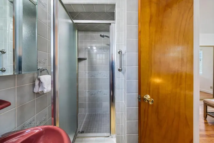 582 Newton Street, Monterey, California 93940