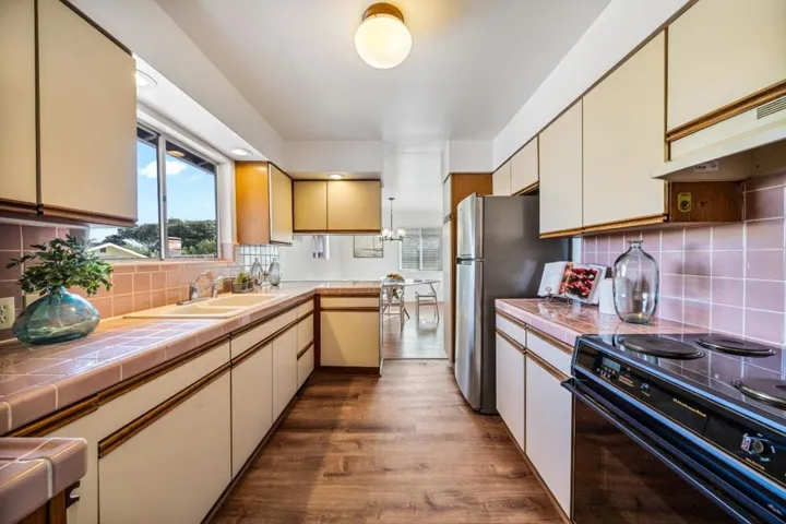 582 Newton Street, Monterey, California 93940