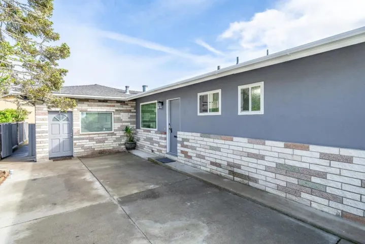 582 Newton Street, Monterey, California 93940