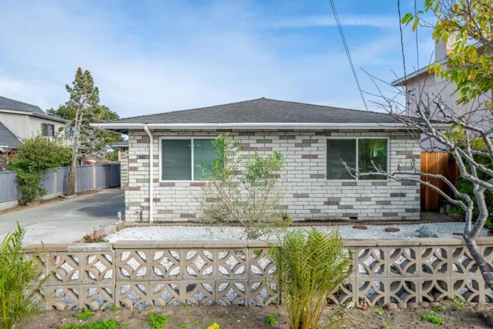 582 Newton Street, Monterey, California 93940
