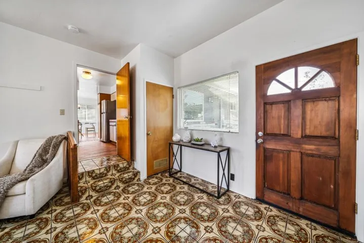 582 Newton Street, Monterey, California 93940