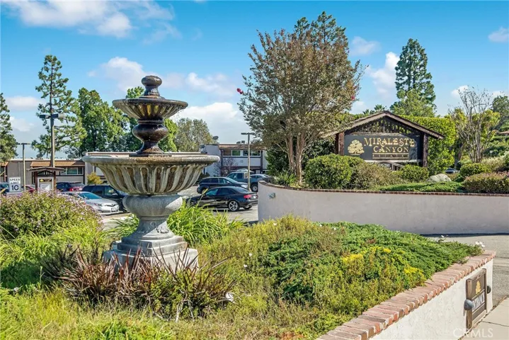 Welcome to the gated communty of Miraleste Canyon Estates