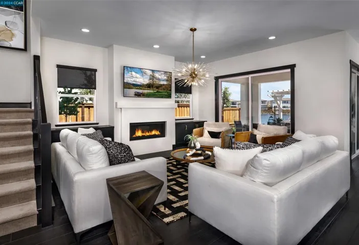 3549 Mulholland Drive, Lathrop, California 95330