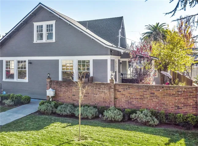 370 E Kingsley, Pomona, California 91767