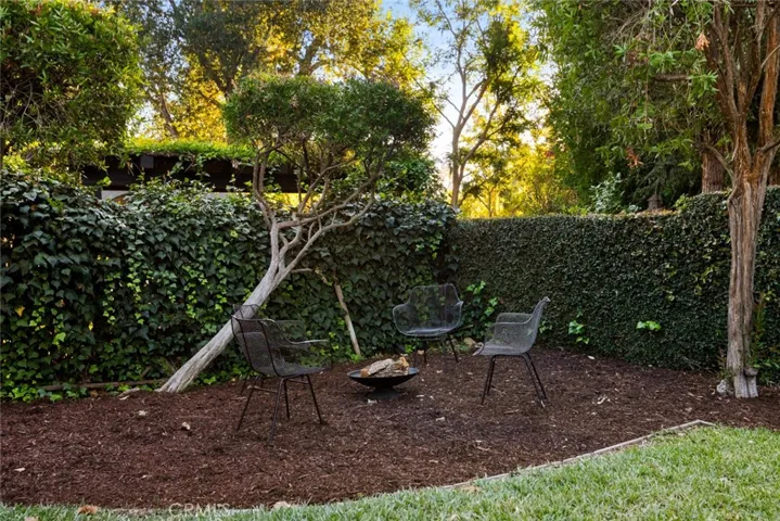 610 W California Boulevard, Pasadena, California 91105