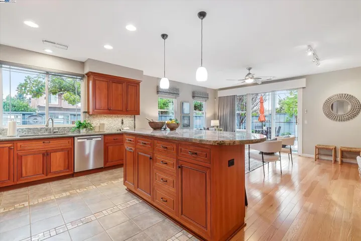 35408 Terra Cotta Cir, Fremont, California 94536