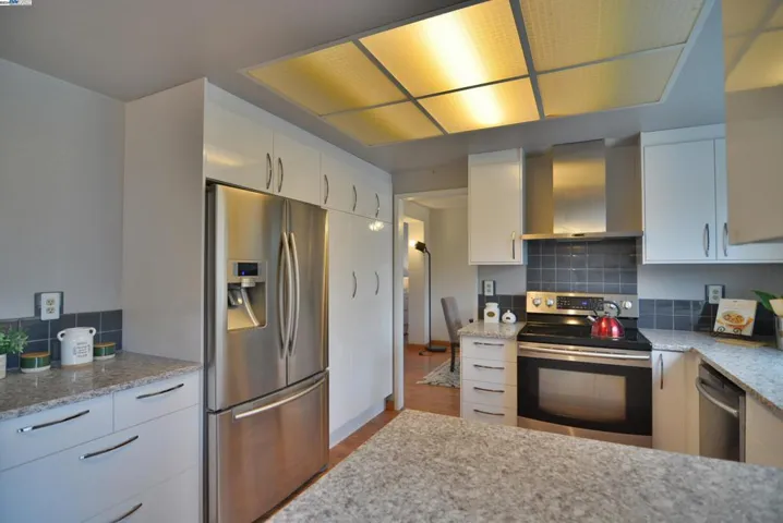 178 Pavon, Hercules, California 94547