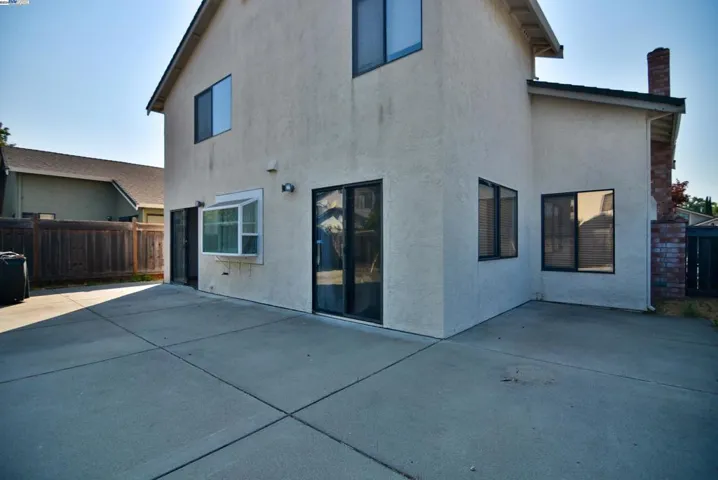 178 Pavon, Hercules, California 94547