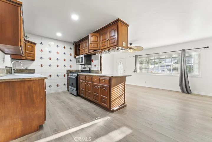 13612 Gaines Circle, Garden Grove, California 92843
