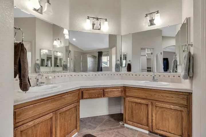 2121 Cypress Street, Hollister, California 95023
