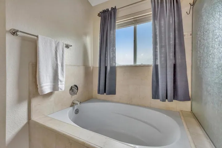 2121 Cypress Street, Hollister, California 95023