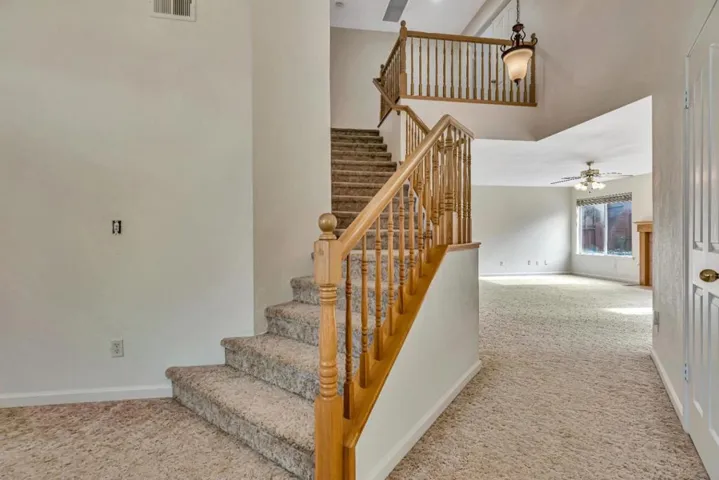 2121 Cypress Street, Hollister, California 95023