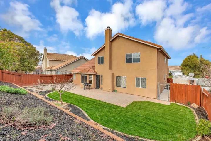 2121 Cypress Street, Hollister, California 95023