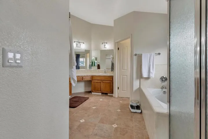 2121 Cypress Street, Hollister, California 95023
