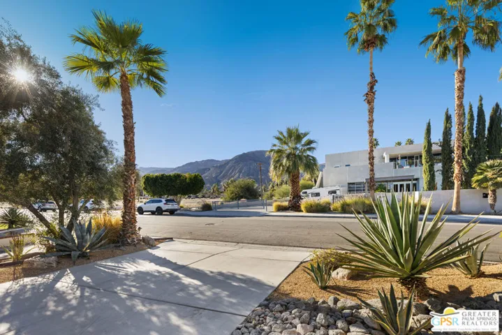 45530 Ocotillo Drive, Palm Desert, California 92260