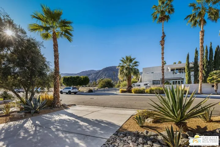45530 Ocotillo Drive, Palm Desert, California 92260