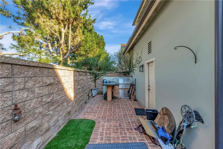 4831 Coveview Drive, Huntington Beach, California 92649