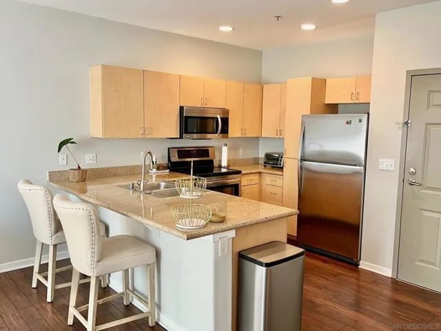 1501 Front St. 206, San Diego, California 92101
