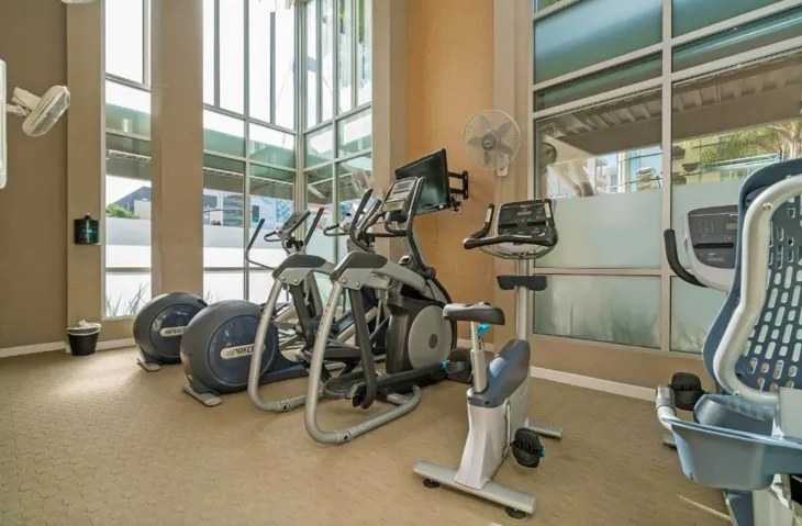 1501 Front St. 206, San Diego, California 92101