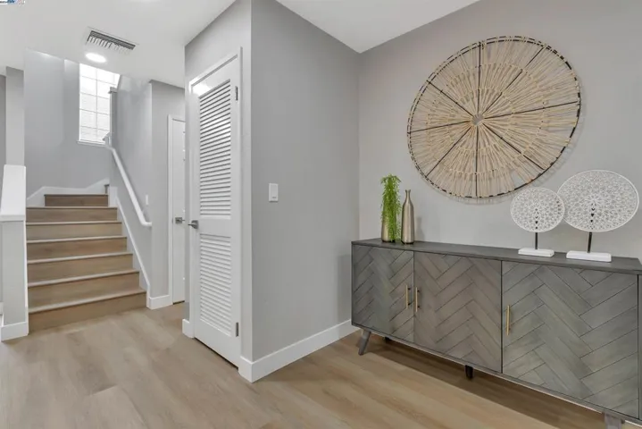 7758 Creekside Dr, Pleasanton, California 94588