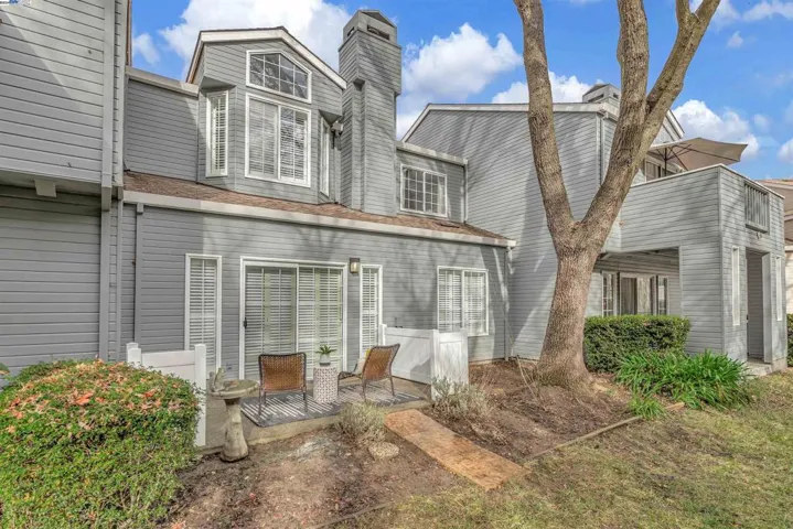 7758 Creekside Dr, Pleasanton, California 94588