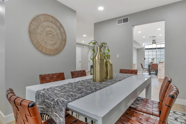 7758 Creekside Dr, Pleasanton, California 94588