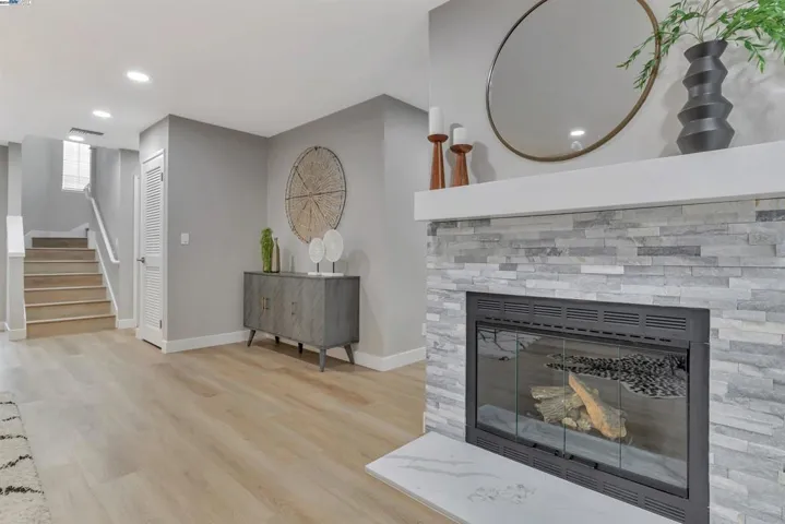 7758 Creekside Dr, Pleasanton, California 94588