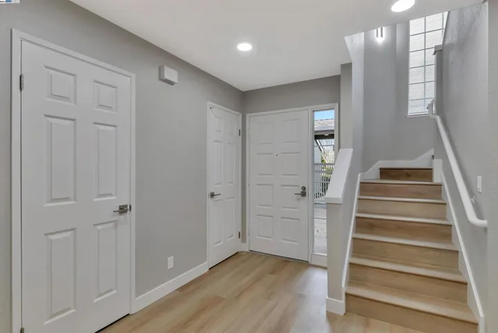 7758 Creekside Dr, Pleasanton, California 94588
