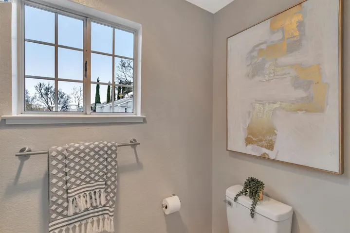7758 Creekside Dr, Pleasanton, California 94588