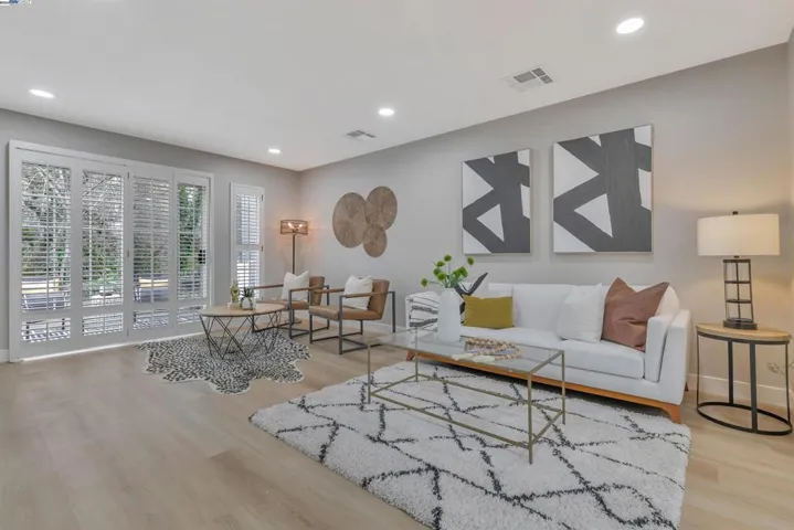 7758 Creekside Dr, Pleasanton, California 94588