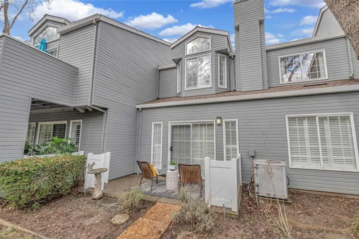 7758 Creekside Dr, Pleasanton, California 94588