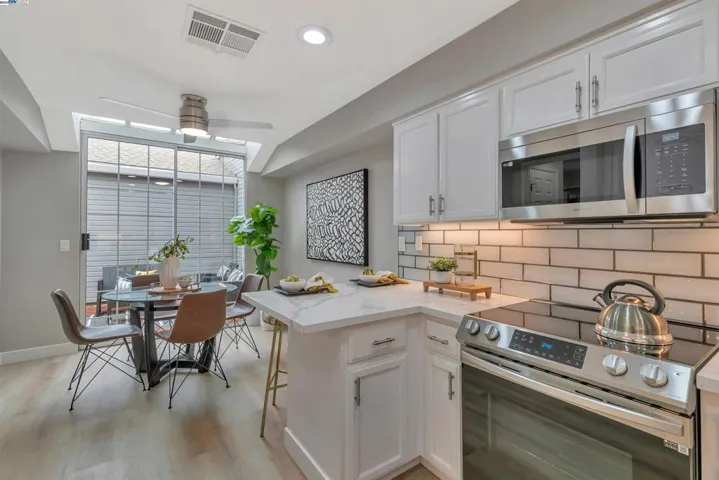 7758 Creekside Dr, Pleasanton, California 94588