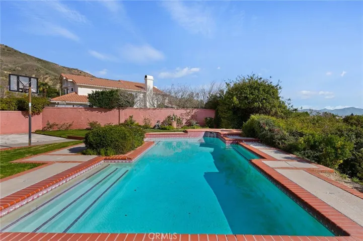 17846 Oakrock Court, Granada Hills, California 91344